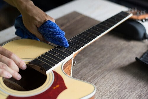 Image Source: Guitar Top Review